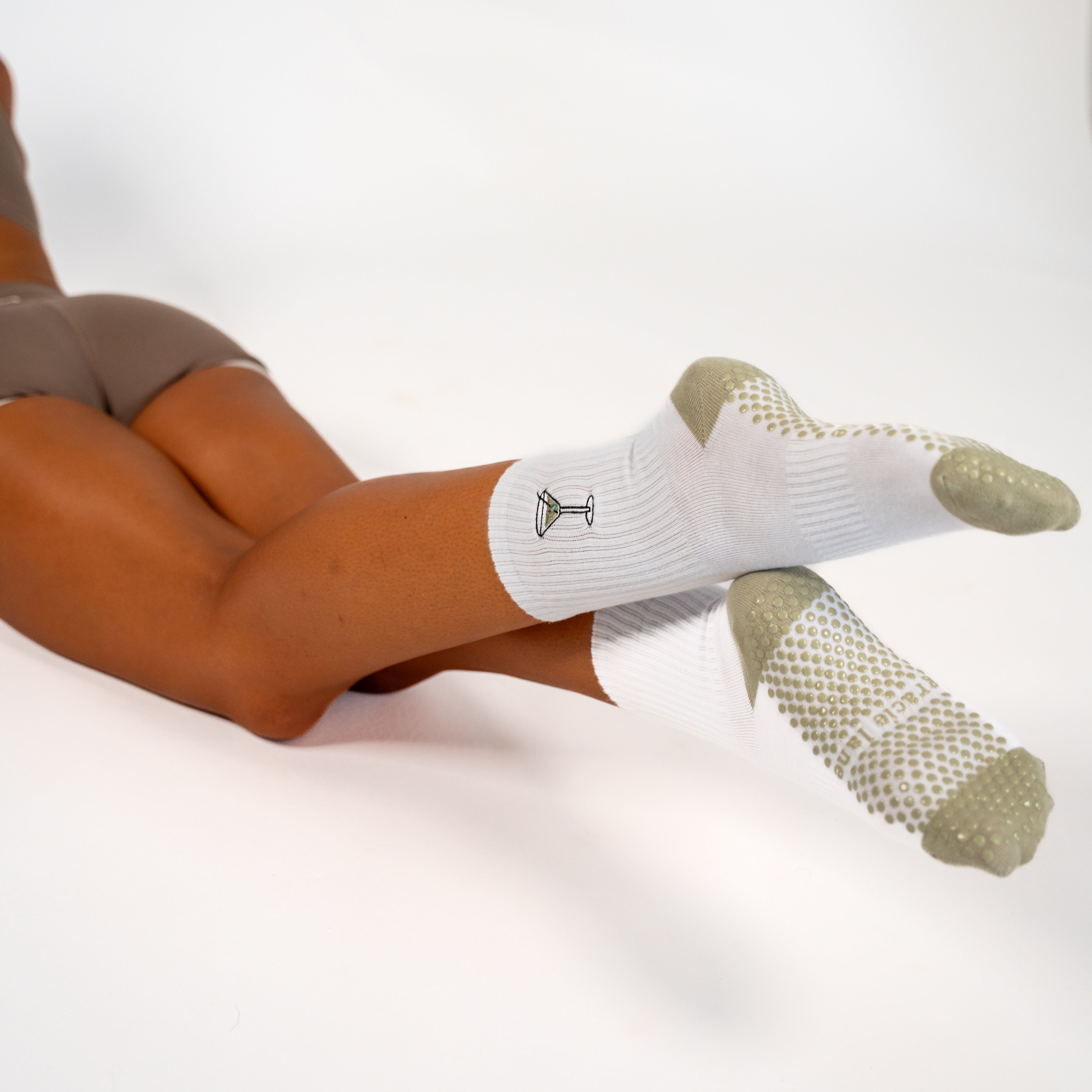 GRACIE-LANE-GRIP-SOCK-MARTINI-3